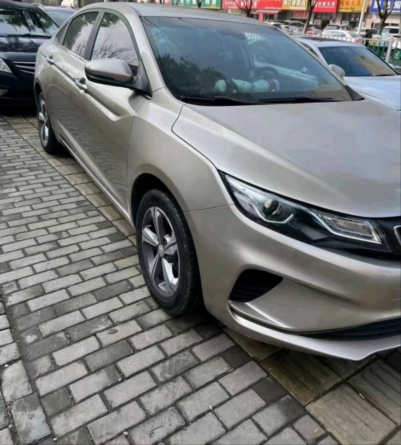 淮南18年吉利帝豪GL2