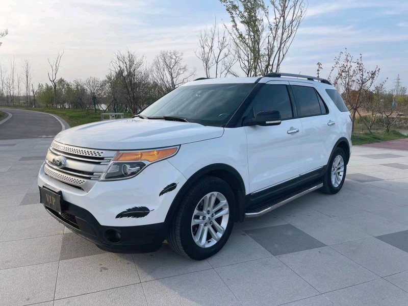 徐州15年福特探险者2