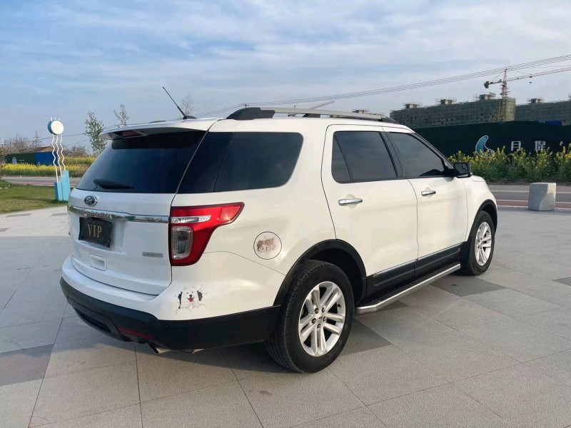 徐州15年福特探险者5
