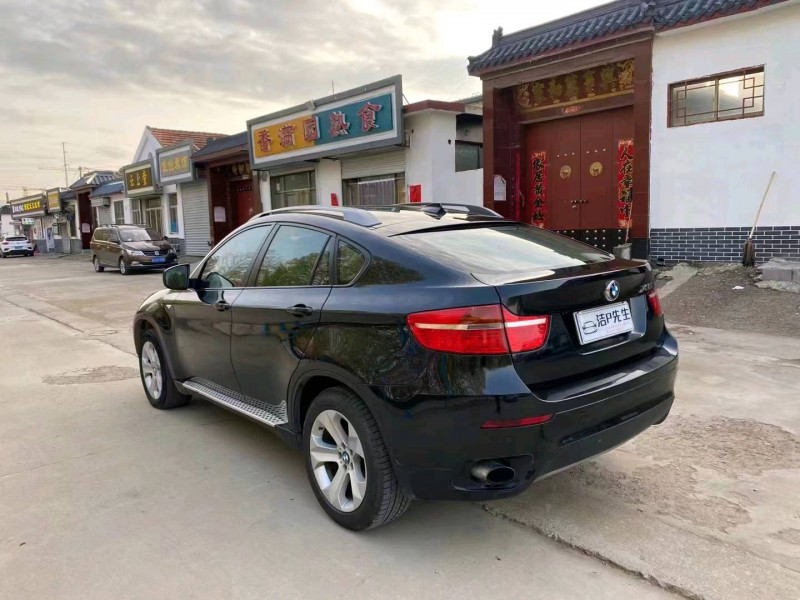 青岛10年宝马X64