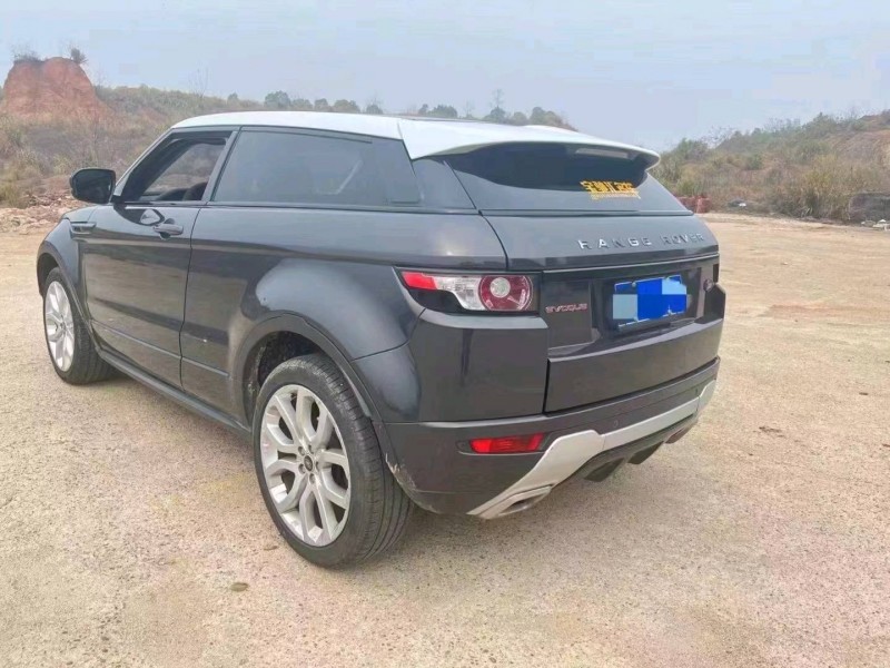 武汉14年路虎极光7