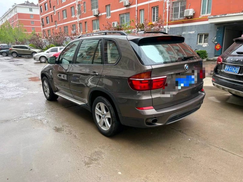 济南10年宝马X58