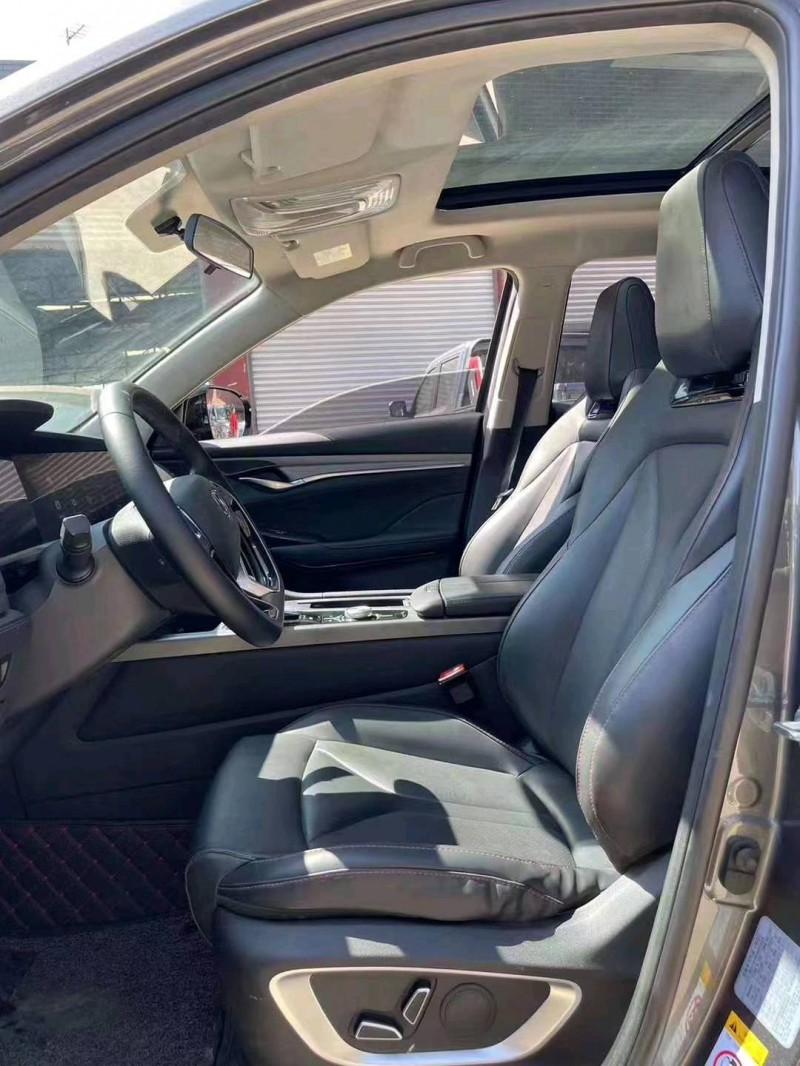 成都22年长安汽车CS756