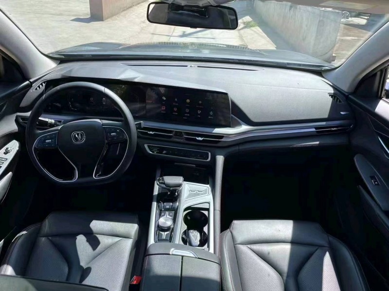 成都22年长安汽车CS757