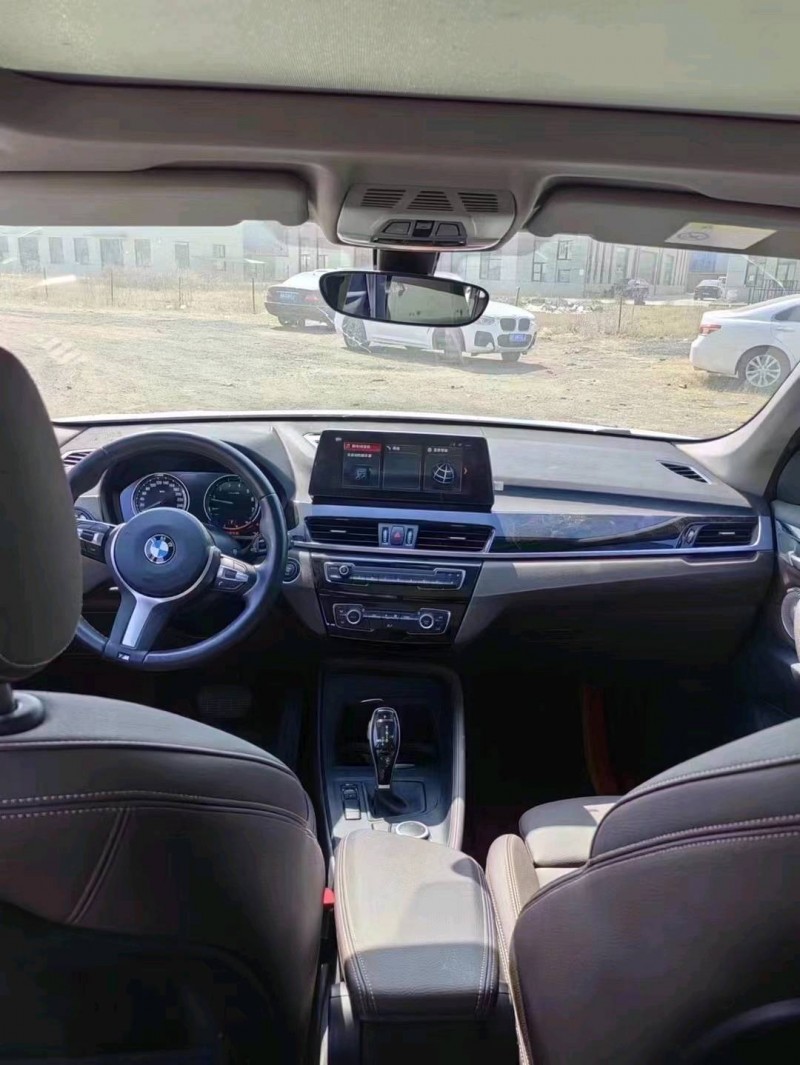 济南21年宝马X16