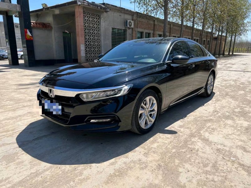 保定19年本田雅阁2