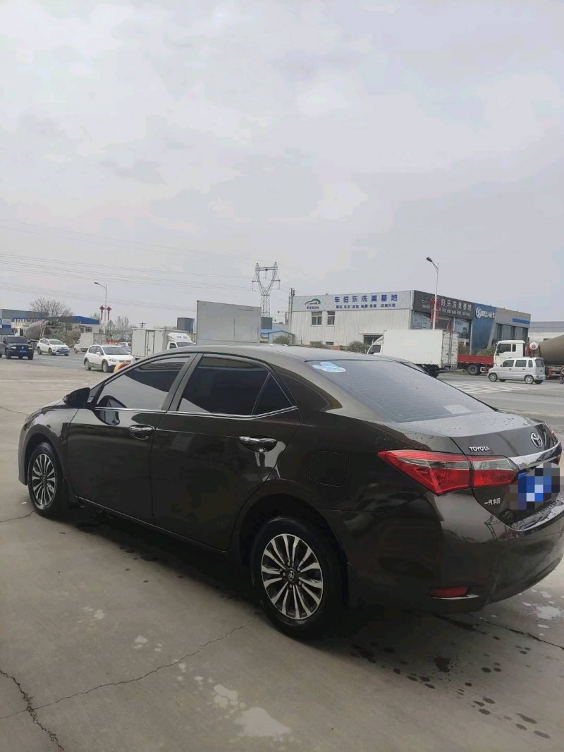 保定18年丰田卡罗拉8