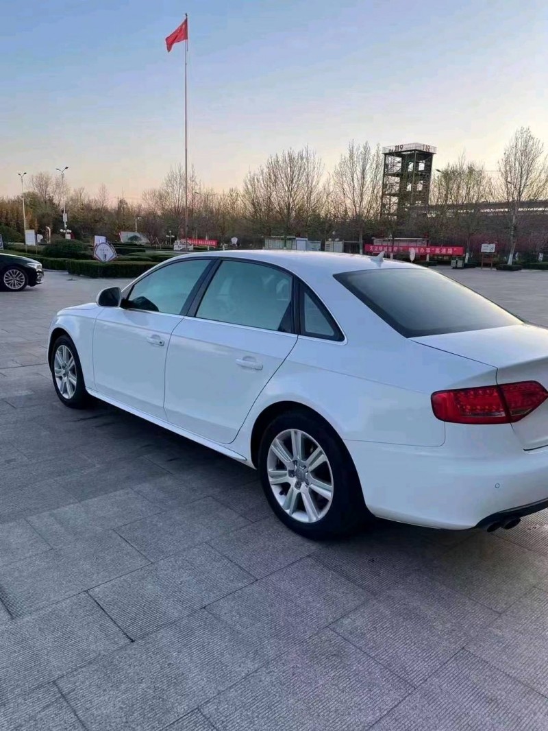 济南12年奥迪A4L6