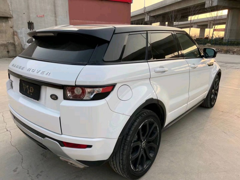 济宁13年路虎极光4