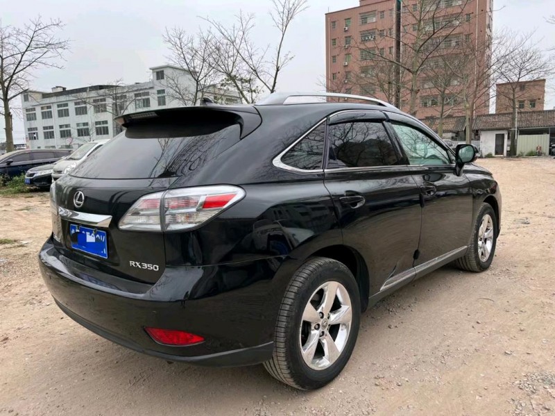 广州11年雷克萨斯RX8