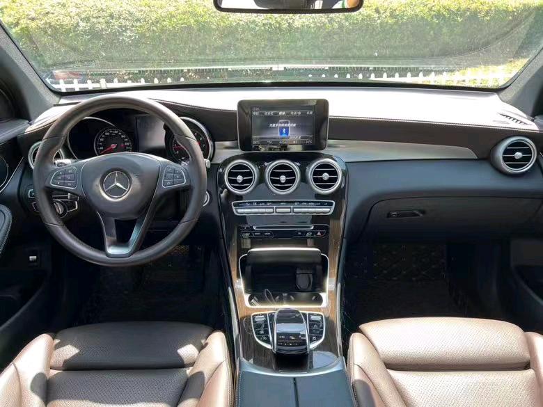 盐城19年奔驰GLC7