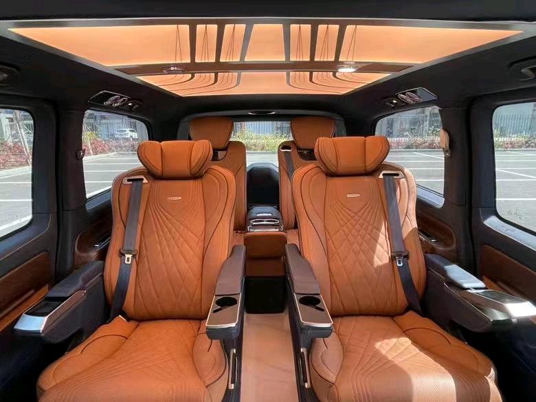 盐城21年奔驰斯宾特5