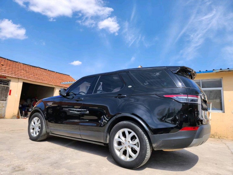 青岛18年路虎发现3