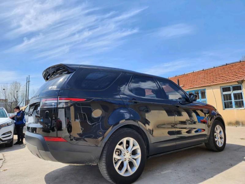 青岛18年路虎发现9