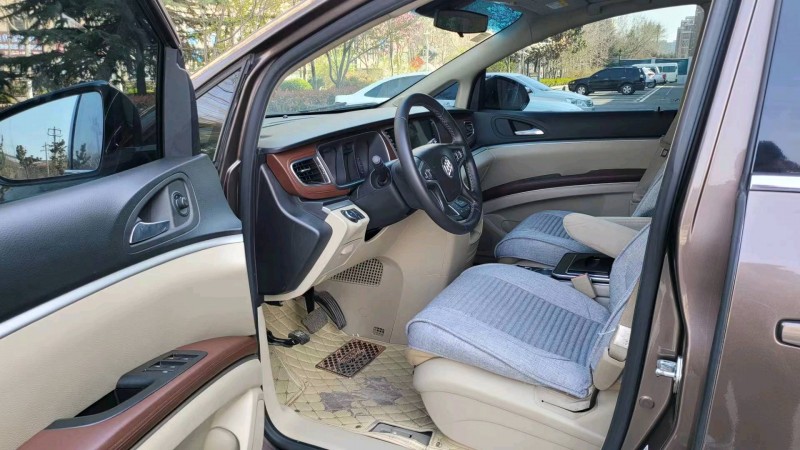 淄博17年别克GL86