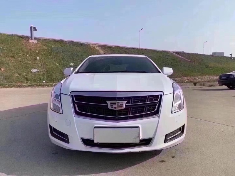 青岛17年凯迪拉克XTS1