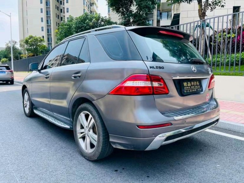 东莞12年奔驰ML8