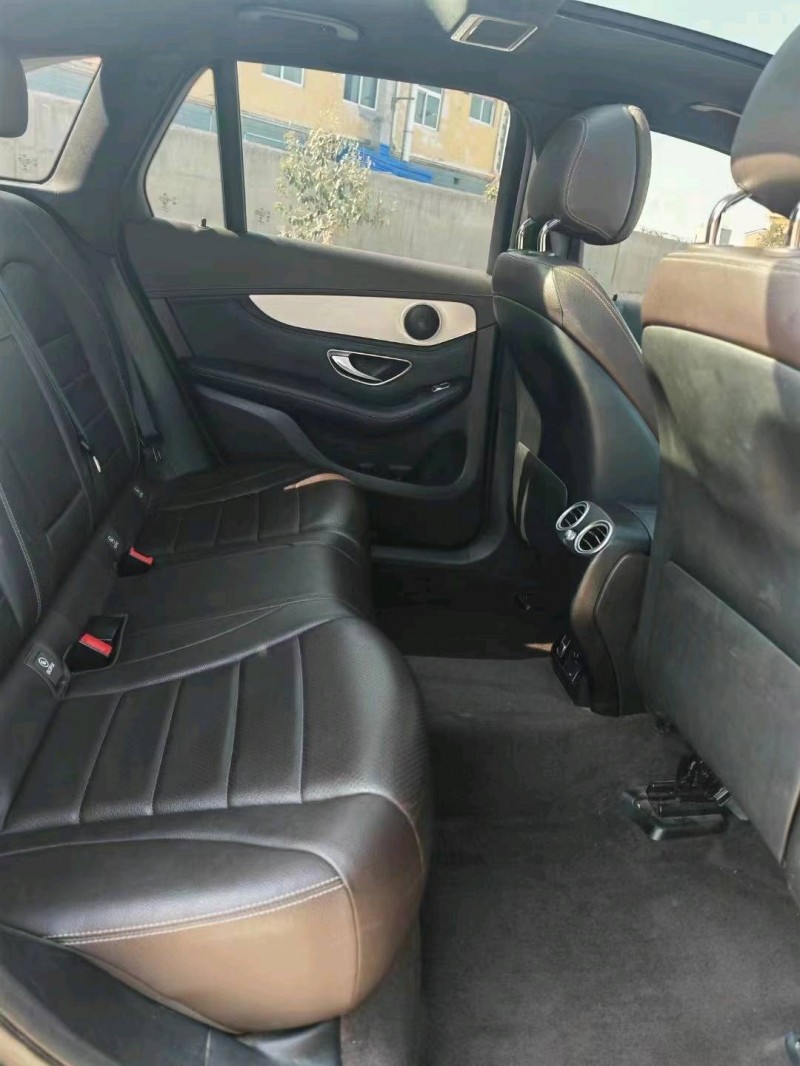 枣庄19年奔驰GLC7