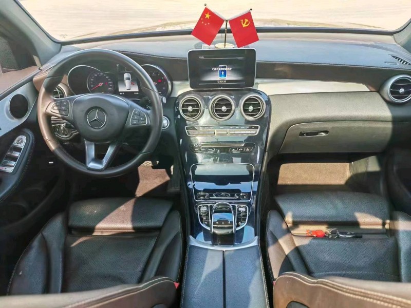 枣庄19年奔驰GLC8