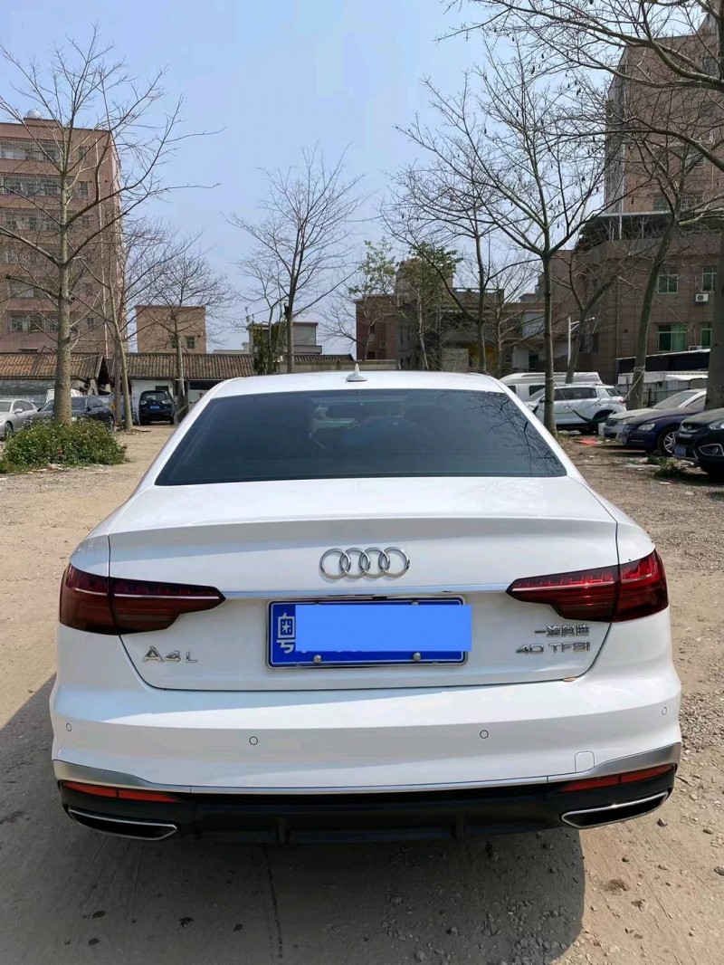 广州21年奥迪A4L9