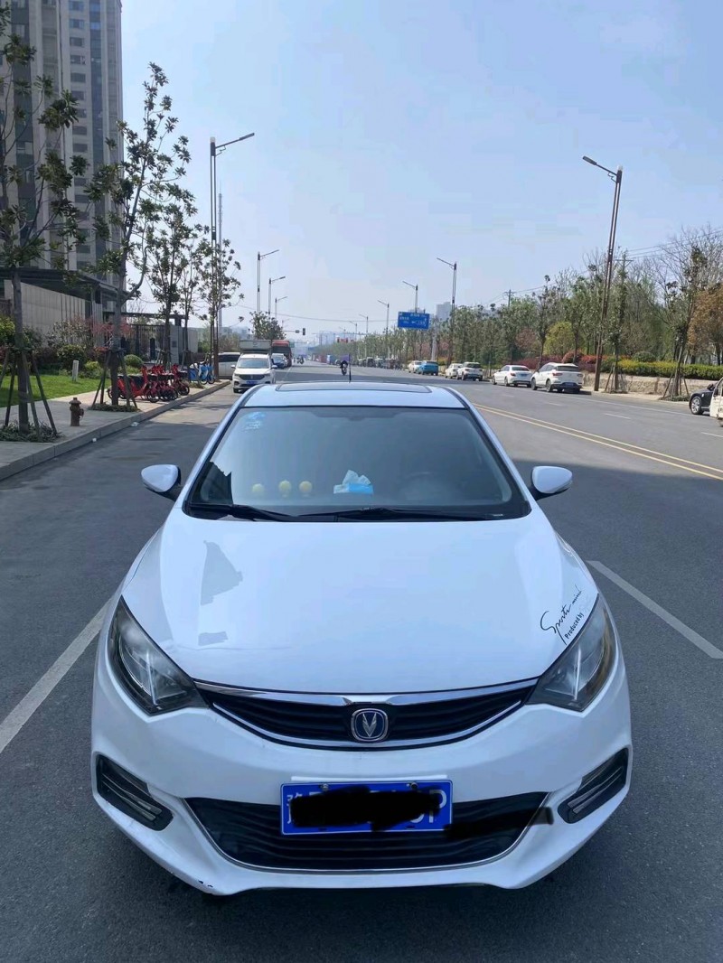 淮南15年长安汽车逸动1