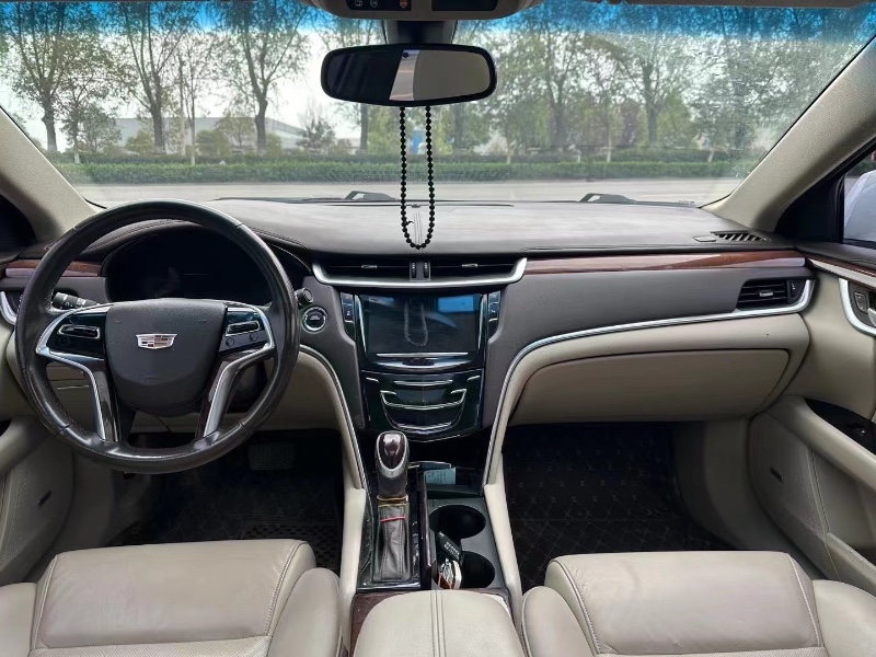 徐州16年凯迪拉克XTS8