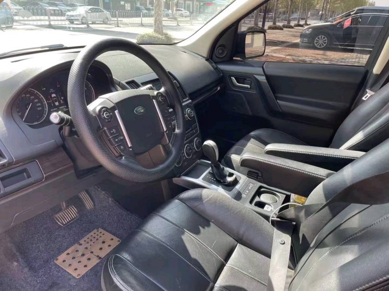 淄博14年路虎神行者4