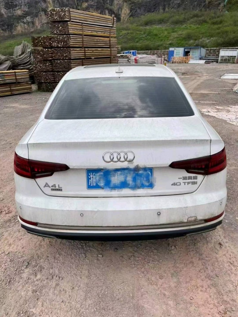 嘉兴19年奥迪A4L6