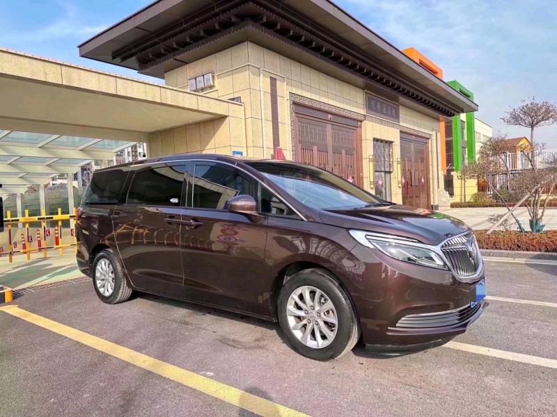 枣庄18年别克GL82