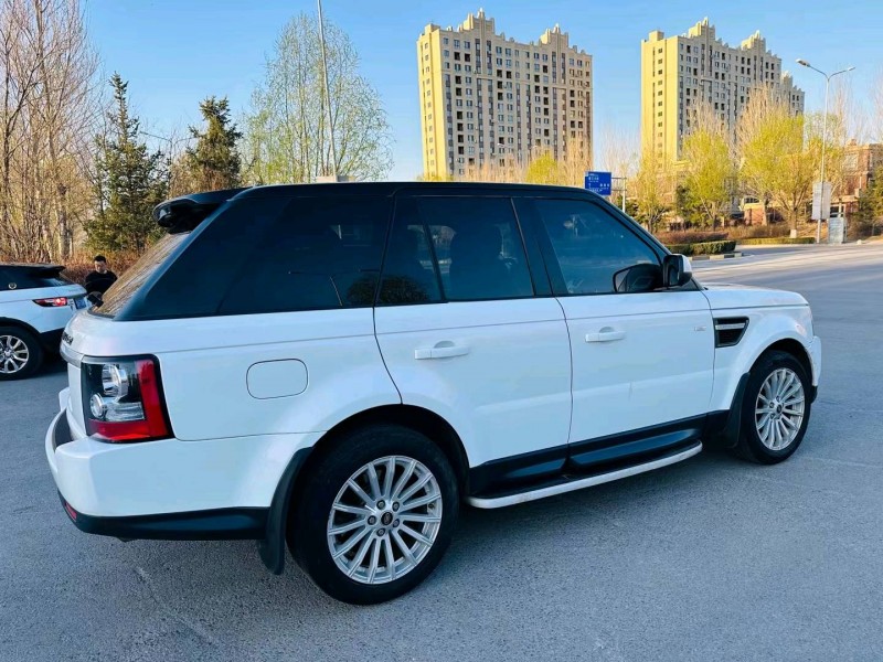 沈阳12年路虎揽胜运动5