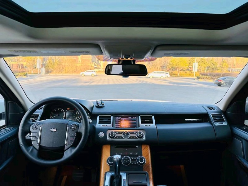 沈阳12年路虎揽胜运动9