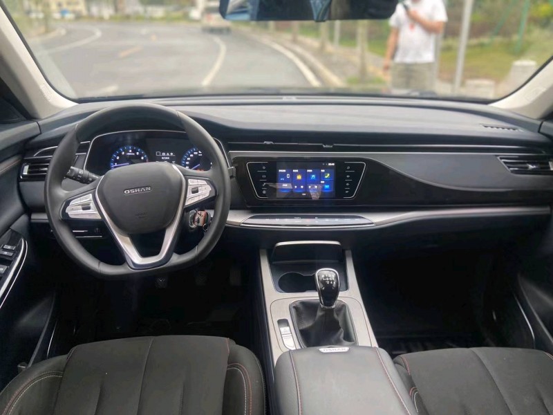 广州21年长安汽车欧尚8