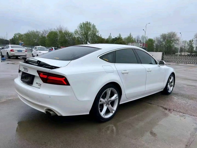 济宁15年奥迪A7L4
