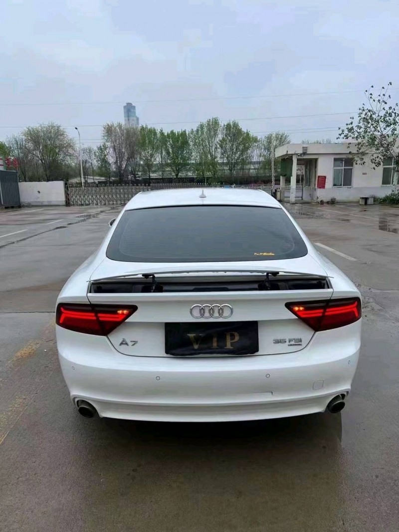 济宁15年奥迪A7L6