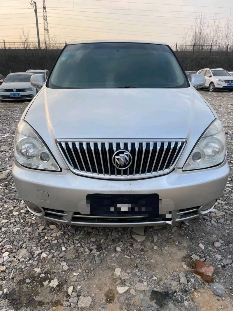 临沂13年别克GL81