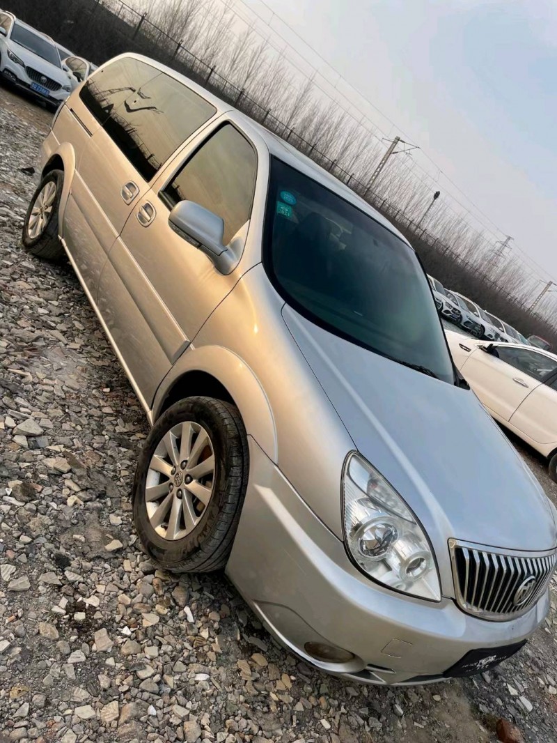 临沂13年别克GL82