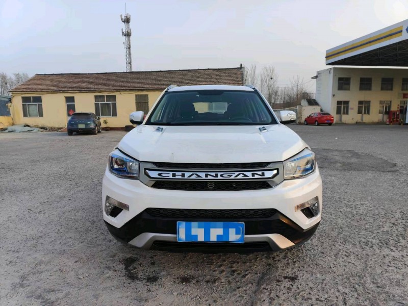 石家庄17年长安汽车CS751