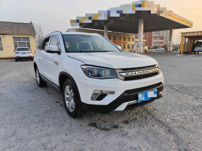 石家庄17年长安汽车CS752