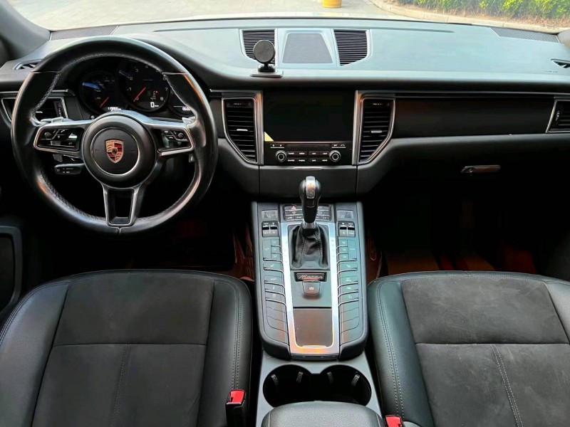济宁17年保时捷Macan4