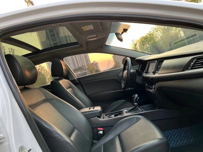 济宁18年现代名图4