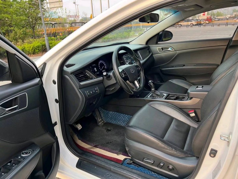 济宁18年现代名图5