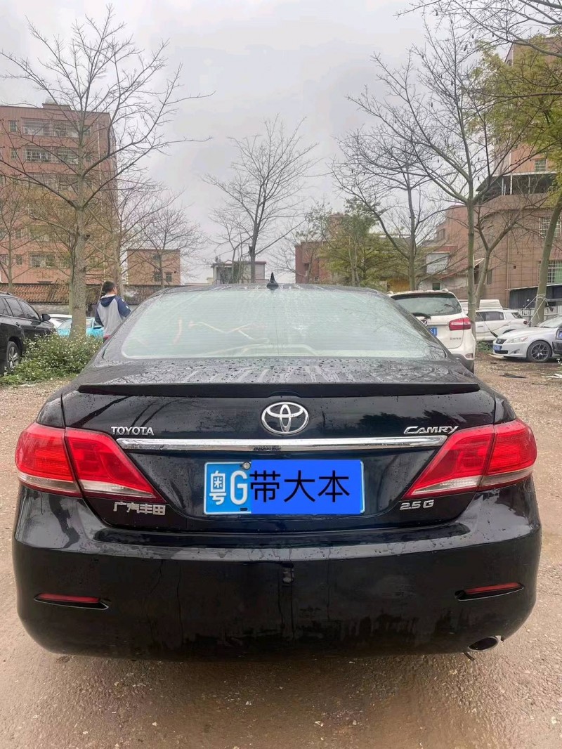 广州09年丰田凯美瑞8