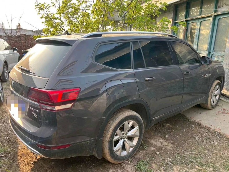 济南19年大众途昂3