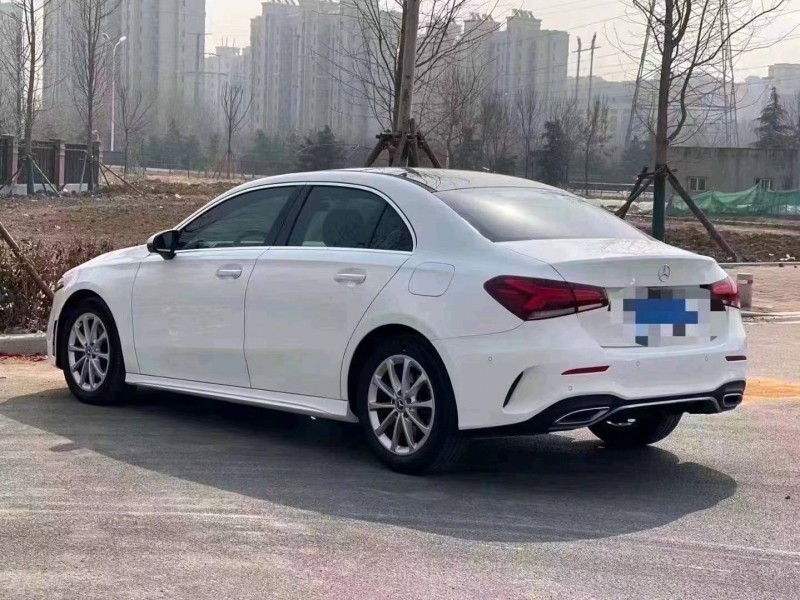淄博19年奔驰A8