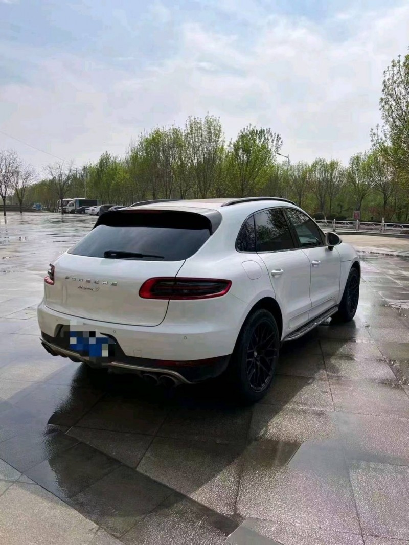 淄博14年保时捷Macan5