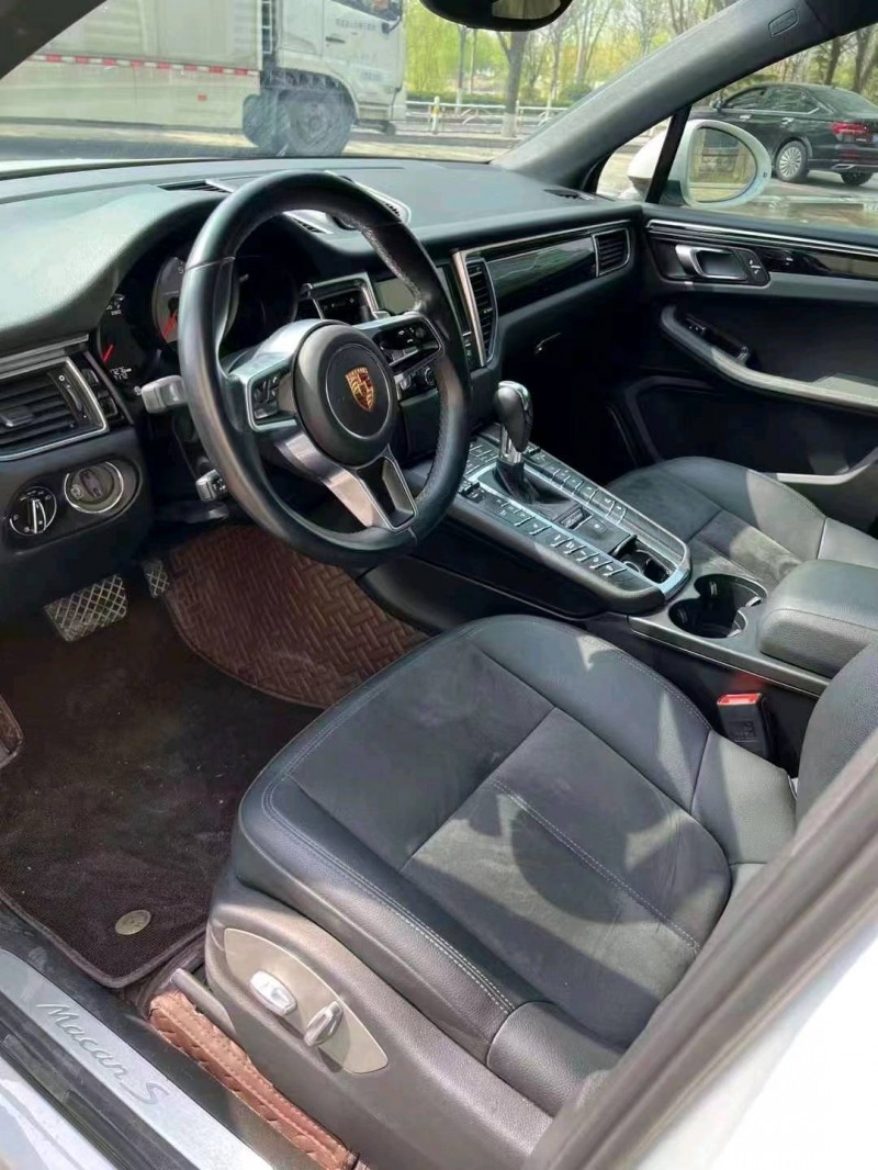 淄博14年保时捷Macan7