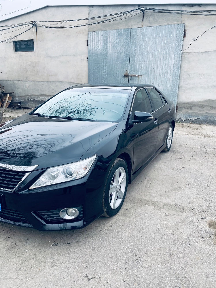 保定14年丰田凯美瑞3