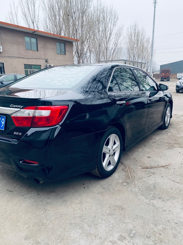 保定14年丰田凯美瑞6