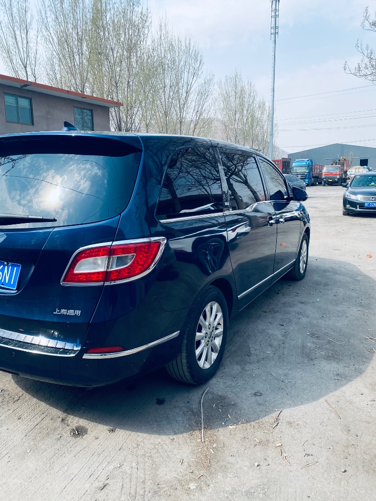 保定16年别克GL88