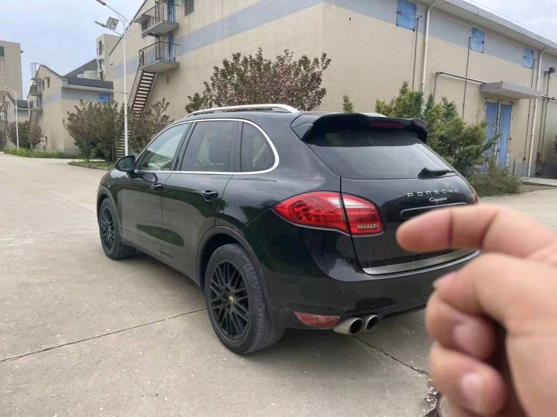 宜昌14年保时捷卡宴6